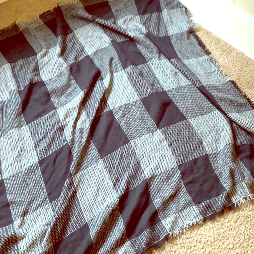 Zara 3X3 blanket scarf black white